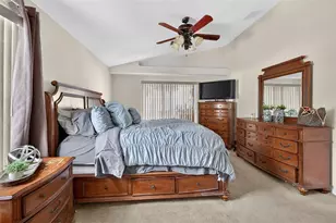 36809 Meridian Cir, Grand Island, FL 32735 - Photo 25