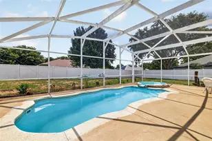 36809 Meridian Cir, Grand Island, FL 32735 - Photo 31