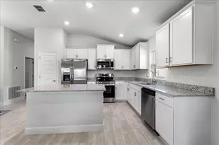 13243 Ogden Glade Rd, Dade City, FL 33525 - Photo 9