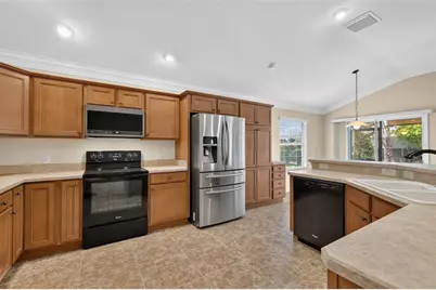 791 Enisgrove Way, The Villages, FL 32163 - Photo 5