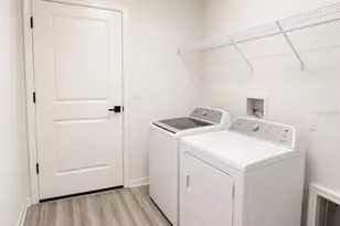 2440 Bowling Ter, Middleton, FL 34762 - Photo 9