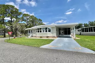 105 Temple Cove W, Leesburg, FL 34748 - Photo 3