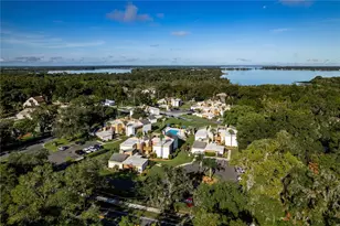 1051 S Highland St, Mount Dora, FL 32757 - Photo 25