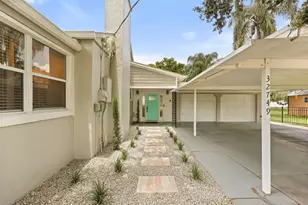 32749 Lake Eustis Dr, Tavares, FL 32778 - Photo 37
