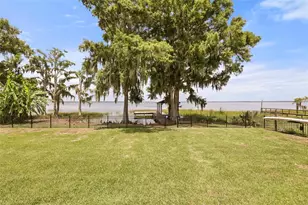 32749 Lake Eustis Dr, Tavares, FL 32778 - Photo 1