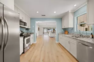 32749 Lake Eustis Dr, Tavares, FL 32778 - Photo 17