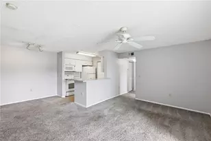 1229 Bermuda Lakes Ln, Kissimmee, FL 34741 - Photo 7