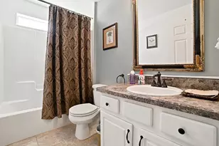 830 Old Oaks Ln, Leesburg, FL 34748 - Photo 15