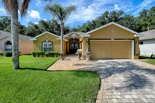830 Old Oaks Ln, Leesburg, FL 34748 - Photo 1