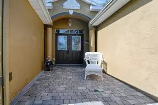 830 Old Oaks Ln, Leesburg, FL 34748 - Photo 9