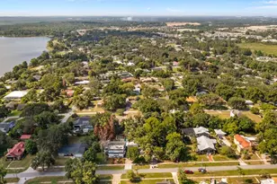 127 E Laurel Ave, Howey in the Hills, FL 34737 - Photo 43