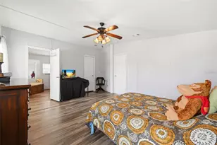 209 Ellsworth Dr, Kissimmee, FL 34758 - Photo 17