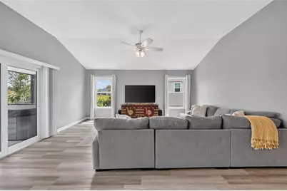 879 Morley Avenue, The Villages, FL 34762 - Photo 11