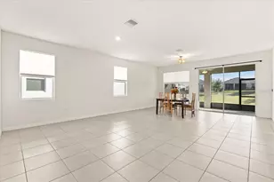 8104 Penrose Pl, Wildwood, FL 34785 - Photo 11