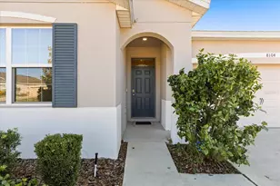 8104 Penrose Pl, Wildwood, FL 34785 - Photo 3