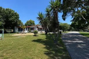 2595 Brookside Cir, Mount Dora, FL 32757 - Photo 11