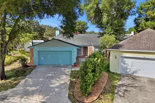17 Hibiscus Ct, Eustis, FL 32726 - Photo 1