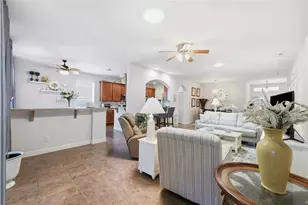 6342 Sanders Grove Cir, Okahumpka, FL 34762 - Photo 13