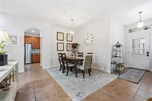 6342 Sanders Grove Cir, Okahumpka, FL 34762 - Photo 9