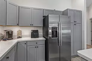 7536 Kuenher Ct, The Villages, FL 34762 - Photo 13