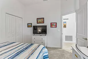 7536 Kuenher Ct, The Villages, FL 34762 - Photo 31