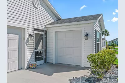 7536 Kuenher Court, The Villages, FL 34762 - Photo 5