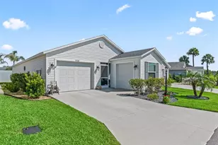 7536 Kuenher Ct, The Villages, FL 34762 - Photo 3