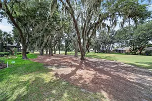 1230 Desilva St, The Villages, FL 32159 - Photo 21