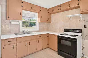 16220 SE 83rd Ct, Summerfield, FL 34491 - Photo 9