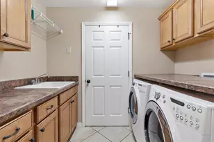 1304 Brunell St, The Villages, FL 32163 - Photo 33