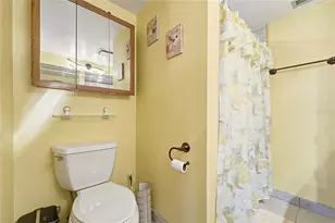 5605 Coral Lake Dr, Margate, FL 33063 - Photo 27