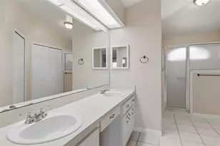 4646 Inverness Dr, Leesburg, FL 34748 - Photo 17