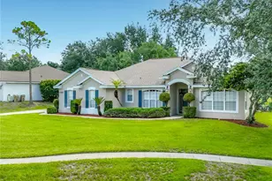 10512 Via Milano Ct, Clermont, FL 34711 - Photo 9