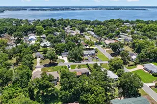 705 Hilltop Ct, Mount Dora, FL 32757 - Photo 49