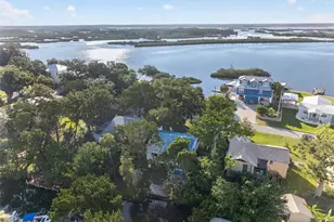 2350 S Waterman Dr, Crystal River, FL 34429 - Photo 49