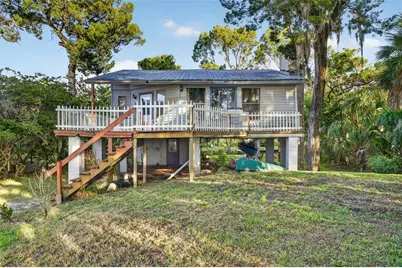 2350 S Waterman Drive, Crystal River, FL 34429 - Photo 1