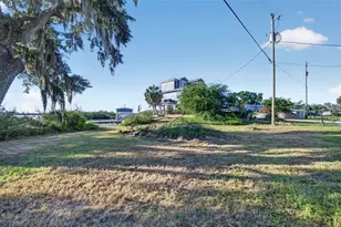 2350 S Waterman Dr, Crystal River, FL 34429 - Photo 33