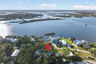 2350 S Waterman Dr, Crystal River, FL 34429 - Photo 3