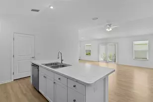 7185 Fay Ct, The Villages, FL 34762 - Photo 17