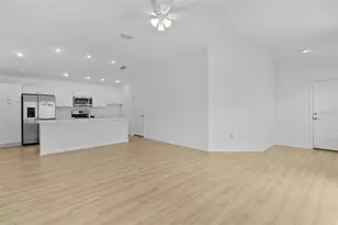 7185 Fay Ct, The Villages, FL 34762 - Photo 11