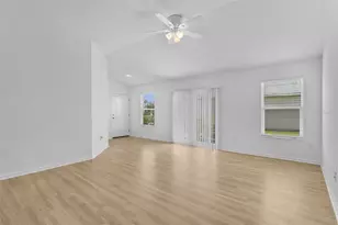 7185 Fay Ct, The Villages, FL 34762 - Photo 9