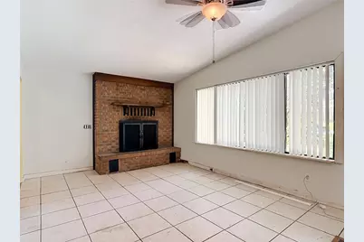 24930 Avenue C, Paisley, FL 32767 - Photo 11