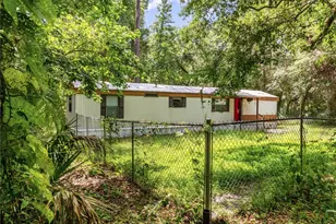 3080 Cr 417, Lake Panasoffkee, FL 33538 - Photo 11