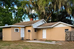 109 N Oakland St, Leesburg, FL 34748 - Photo 3