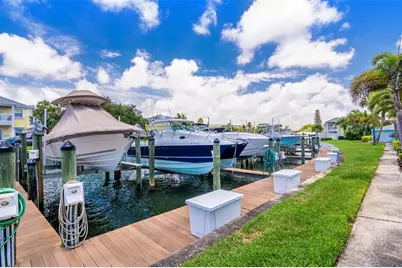 4779 Coquina Key Drive SE, Saint Petersburg, FL 33705 - Photo 23