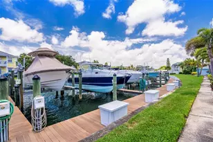 4779 Coquina Key Dr SE, Saint Petersburg, FL 33705 - Photo 23