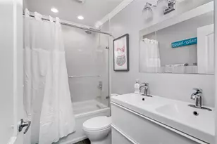 4779 Coquina Key Dr SE, Saint Petersburg, FL 33705 - Photo 15