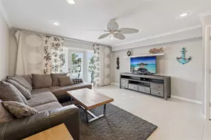 4779 Coquina Key Dr SE, Saint Petersburg, FL 33705 - Photo 9