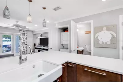 4779 Coquina Key Drive SE, Saint Petersburg, FL 33705 - Photo 11