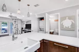 4779 Coquina Key Dr SE, Saint Petersburg, FL 33705 - Photo 11